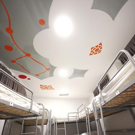 Botxo Gallery - Youth Hostel บิลเบา ภายนอก รูปภาพ
